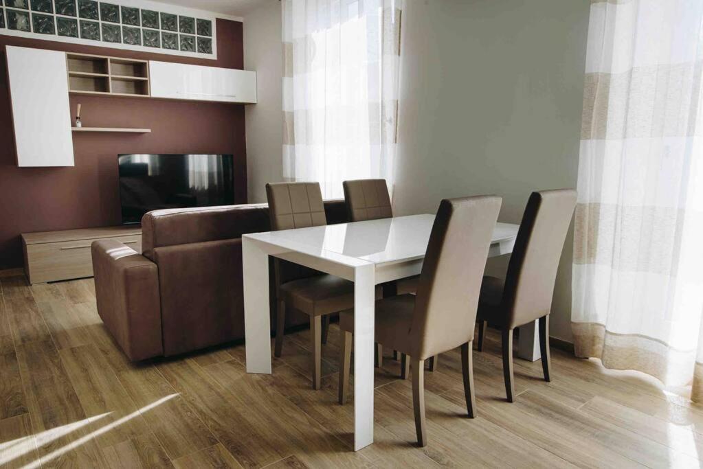 La Terra Del Mare Apartment La Spezia Bagian luar foto